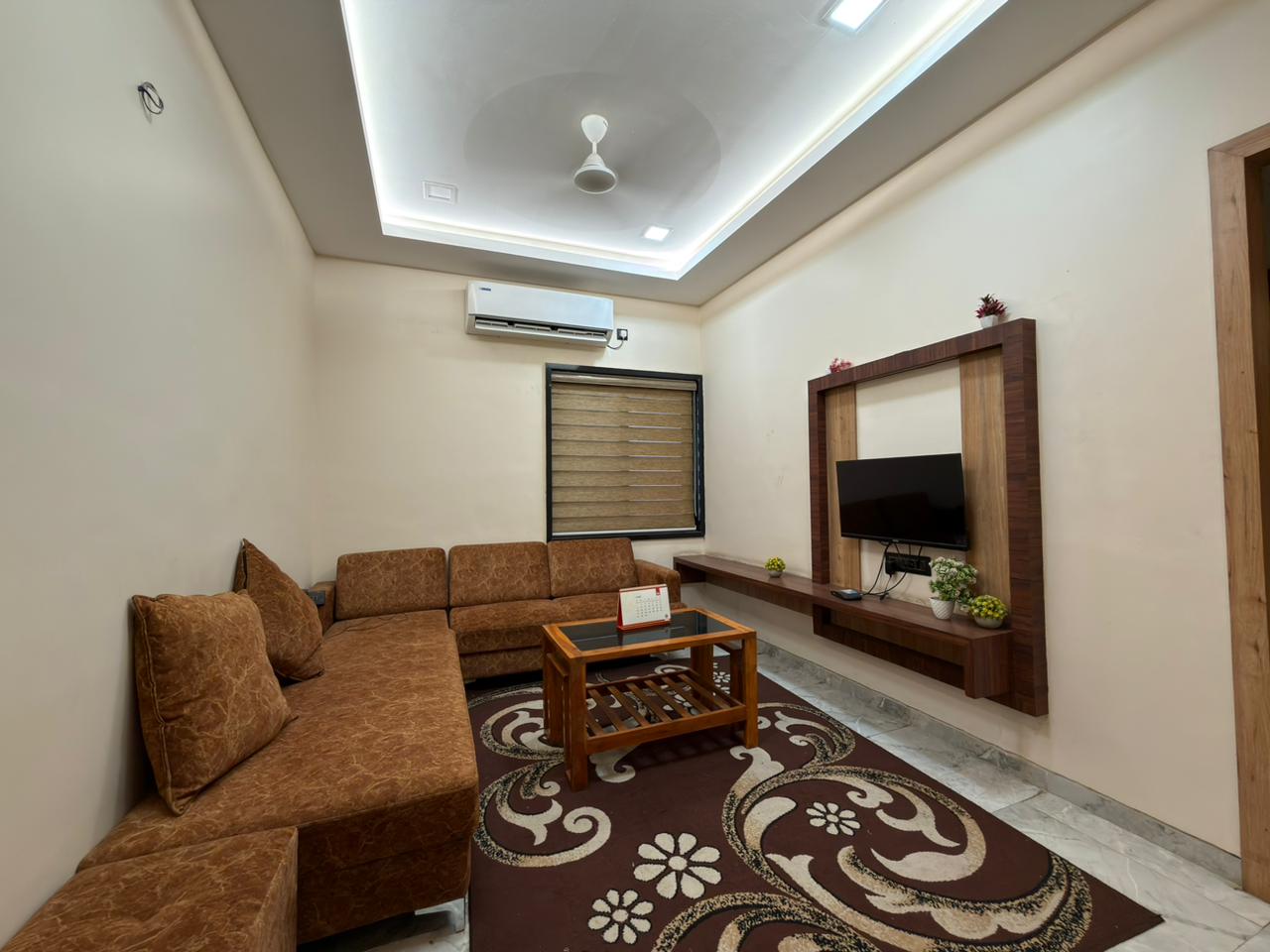 Suite Living Area